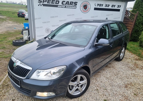 Skoda Octavia cena 25500 przebieg: 280537, rok produkcji 2012 z Suraż małe 106